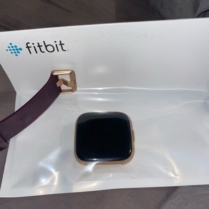 Rose Gold Fitbit Versa 2